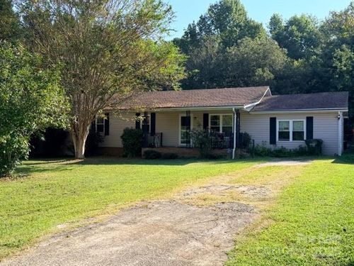 1028 Hay Row Rd, Lake Wylie, SC, 29710-9629 | Card Image