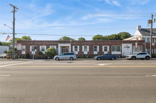 99x-99 Hillside Ave, New Hyde Park, NY, 11040-2507 | Card Image