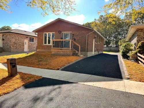 5698 Heritage Dr, Niagara Falls, ON, L2J3L2 | Card Image