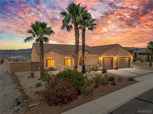 1035 Legacy Dr, Bullhead City, AZ, 86429-5948 | Card Image