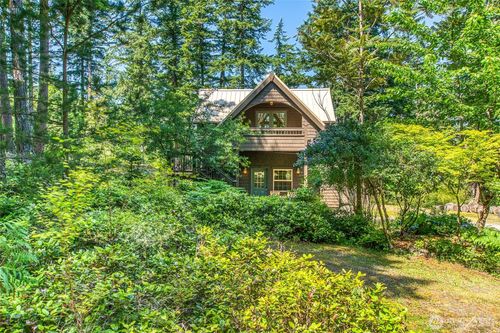 87 Levon Ln, Deer Harbor, WA, 98243-0129 | Card Image