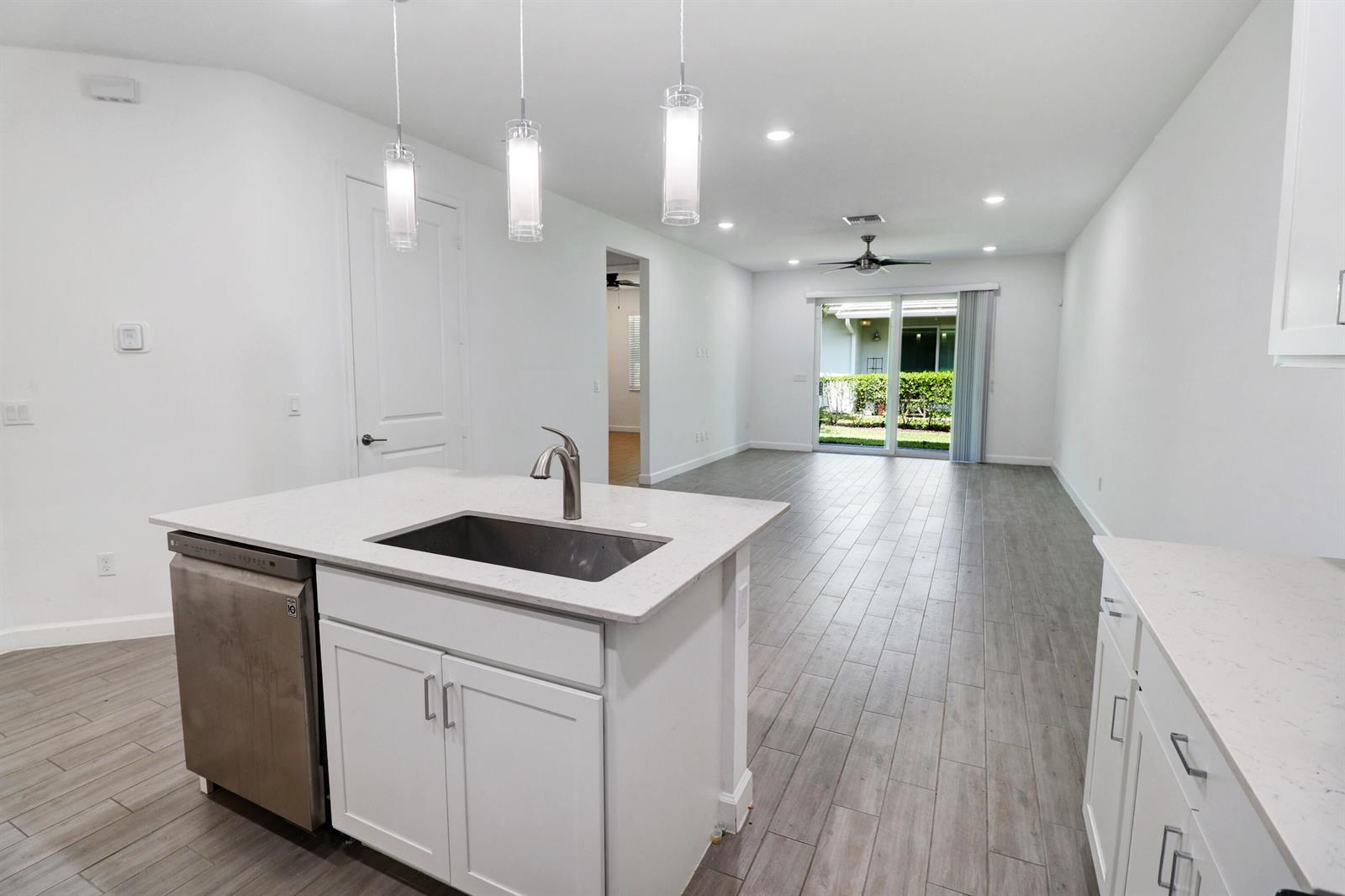 Residential Lease in Delray Beach 4