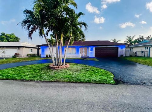 9602 Nw 66th St, Tamarac, FL, 33321-3302 | Card Image