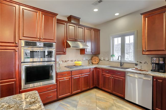 217 Patriots Way, House other with 3 bedrooms, 3 bathrooms and 2 parking in Mars PA | Image 6