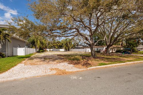 446 Rafael Blvd Ne, ST PETERSBURG, FL, 33704-3848 | Card Image