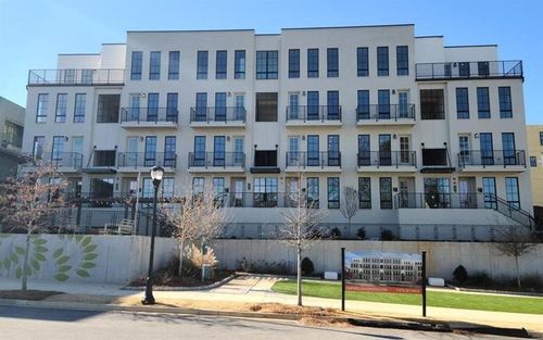 unit-7-1291 Longreen Ter Nw, Atlanta, GA, 30318-5158 | Card Image