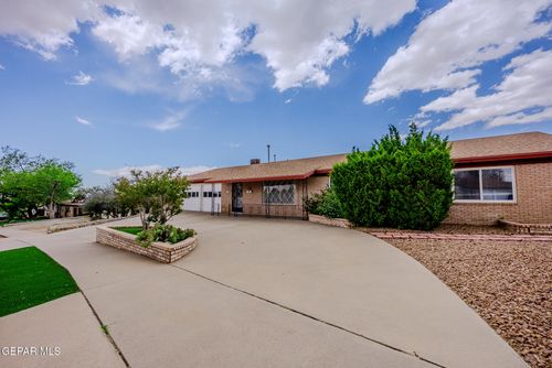 229 Fremont Lane, El Paso, TX, 79904 | Card Image