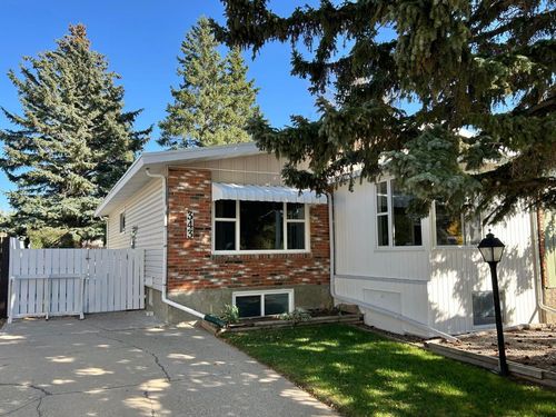 343 Laval Boulevard W, Lethbridge, AB, T1K3W6 | Card Image