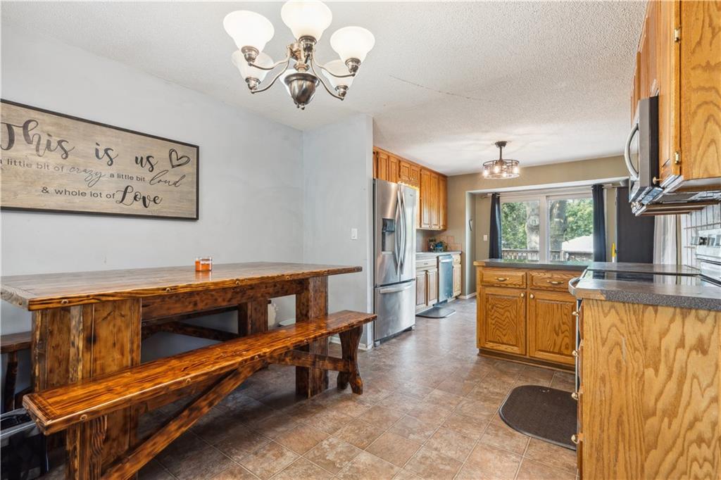 14th St, Oak Grove, MO 64075