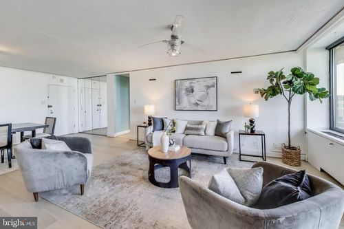 apt-w802-490 M St Sw, WASHINGTON, DC, 20024-2629 | Card Image