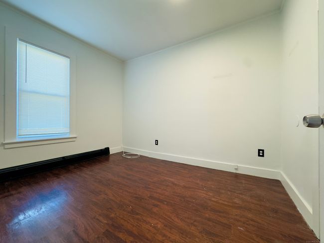 7 Rockwood Ave, Home with 3 bedrooms, 1 bathrooms and null parking in Ansonia CT | Image 5