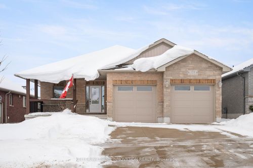 159 Gerber Meadows Dr, Wellesley, ON, N0B2T0 | Card Image