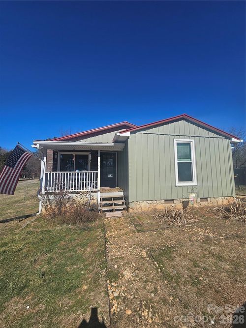 1372 Lucy Dr, Lincolnton, NC, 28092-9337 | Card Image