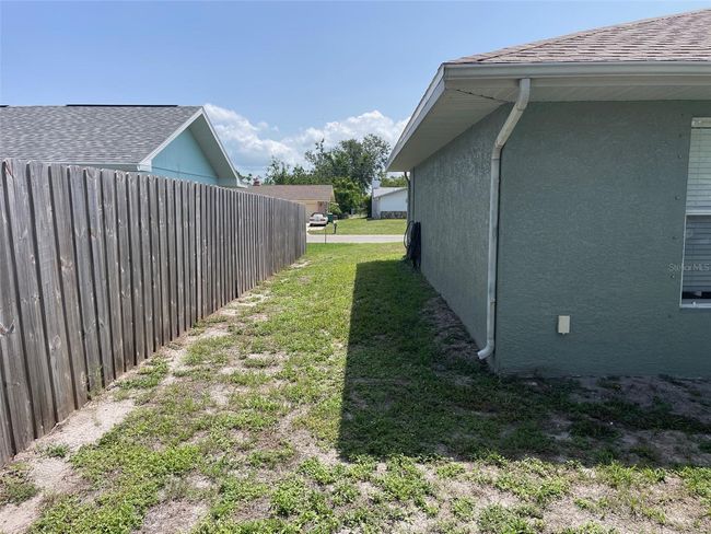 2443 Lake View Blvd, House other with 3 bedrooms, 2 bathrooms and null parking in PORT CHARLOTTE FL | Image 26