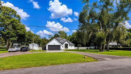 1090 Woods Dr, FORT DENAUD, FL, 33935-6607 | Card Image
