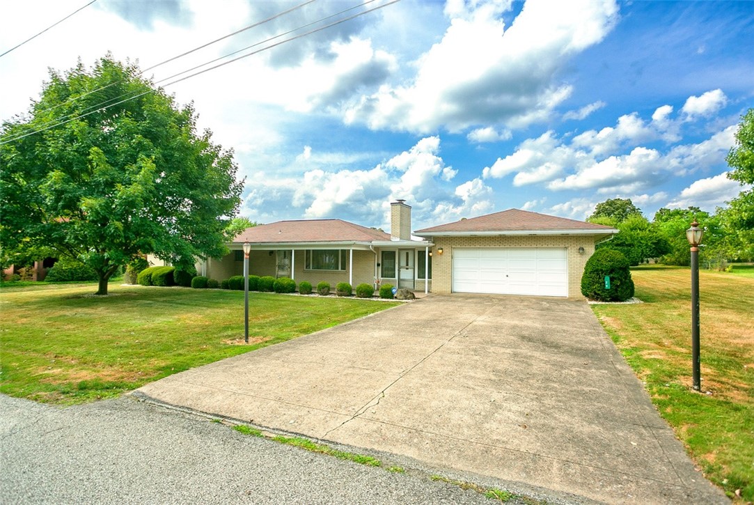 Maple Dr, Delmont, PA 15626
