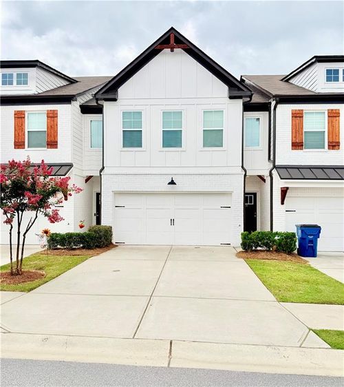 34 Auburn Woods Dr, Auburn, GA, 30011-5005 | Card Image