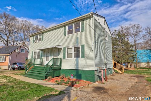 71 Sunshine Circle, Bridgeport, CT, 06606 | Card Image