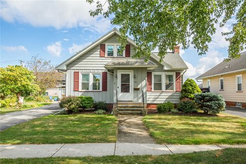 321 Crestwood Blvd, Gates, NY, 14624-1746 | Card Image