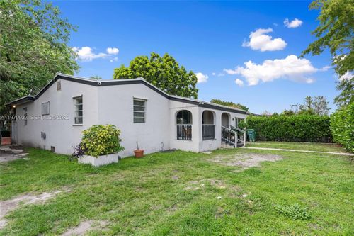 700 Sw 44th Pl, Coral Gables, FL, 33134-1996 | Card Image