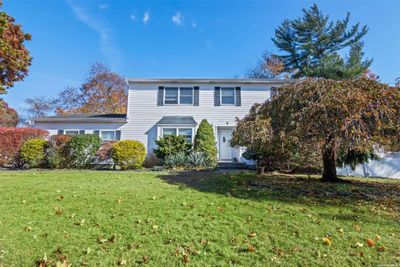 4 Jamor Court, House other with 5 bedrooms, 2 bathrooms and null parking in Nesconset NY | Image 2