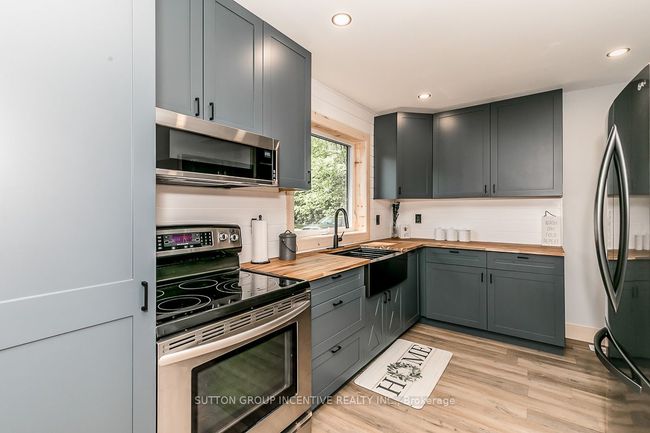 7216 County Rd 13, House other with 2 bedrooms, 1 bathrooms and 15 parking in Lisle ON | Image 17