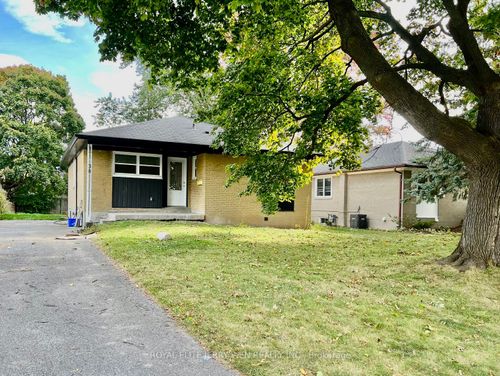 38 Thorncroft Cres, Ajax, ON, L1S2S2 | Card Image