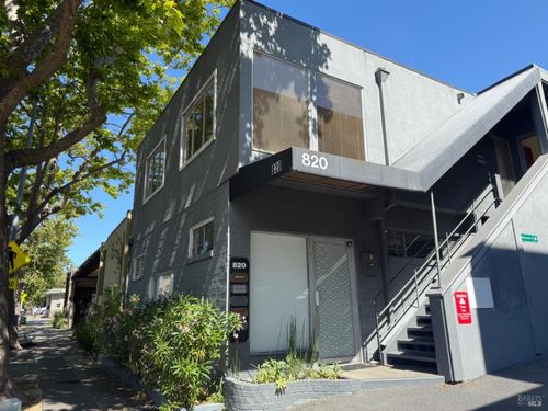 820 5th Ave, San Rafael, CA, 94901-3492 | Card Image