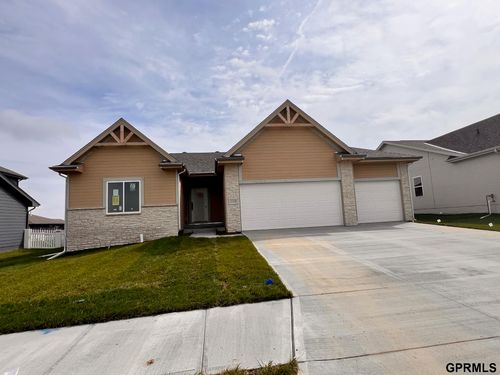 12105 Daniell Rd, Bellevue, NE, 68123-1192 | Card Image