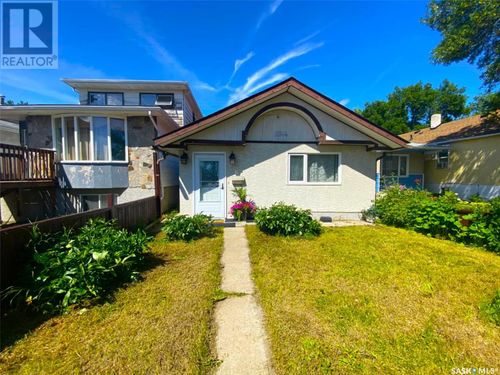 2344 Edgar St, Regina, SK, S4N3L1 | Card Image