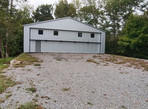 432 Slow Roll Dr, Chapmansboro, TN, 37035-5305 | Card Image