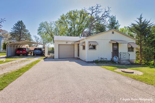 5308 Wonder Woods Dr, Wonder Lake, IL, 60097-8118 | Card Image