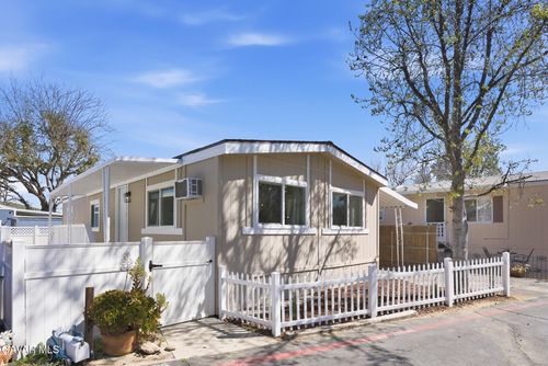 spc-16-30000 Hasley Canyon Rd, Castaic, CA, 91384-3203 | Card Image