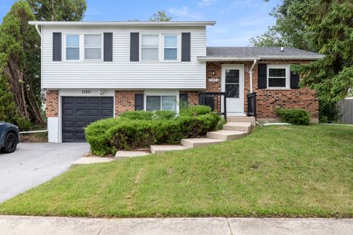 17851 Springfield Ave, Country Club Hills, IL, 60478-4875 | Card Image