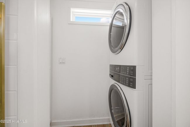 1st floor laundry room | Image 14