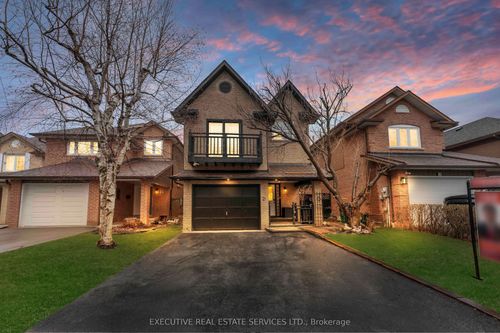 21 Garden Ave, Brampton, ON, L6X1M4 | Card Image