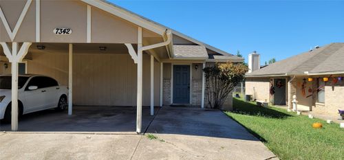 7342 Nantucket Dr, Forest Hill, TX, 76140-2066 | Card Image