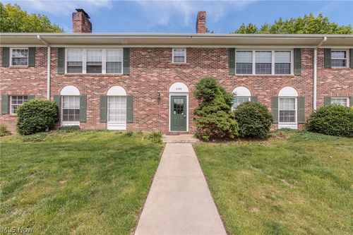 103-6920 Carriage Hill Dr, Brecksville, OH, 44141-4410 | Card Image