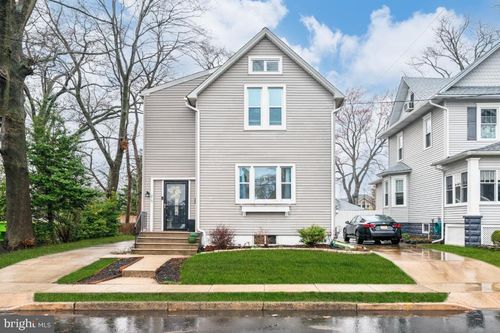 215 W Pine St, AUDUBON, NJ, 08106-1519 | Card Image