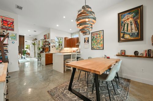 b-2714 Stacy Ln, Austin, TX, 78704-5433 | Card Image