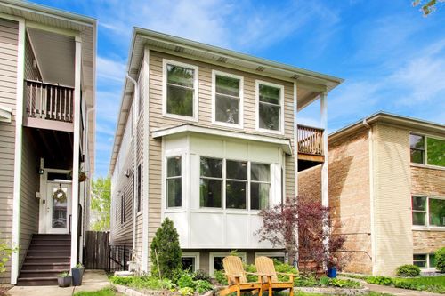 5404 W Leland Ave, Chicago, IL, 60630-3511 | Card Image