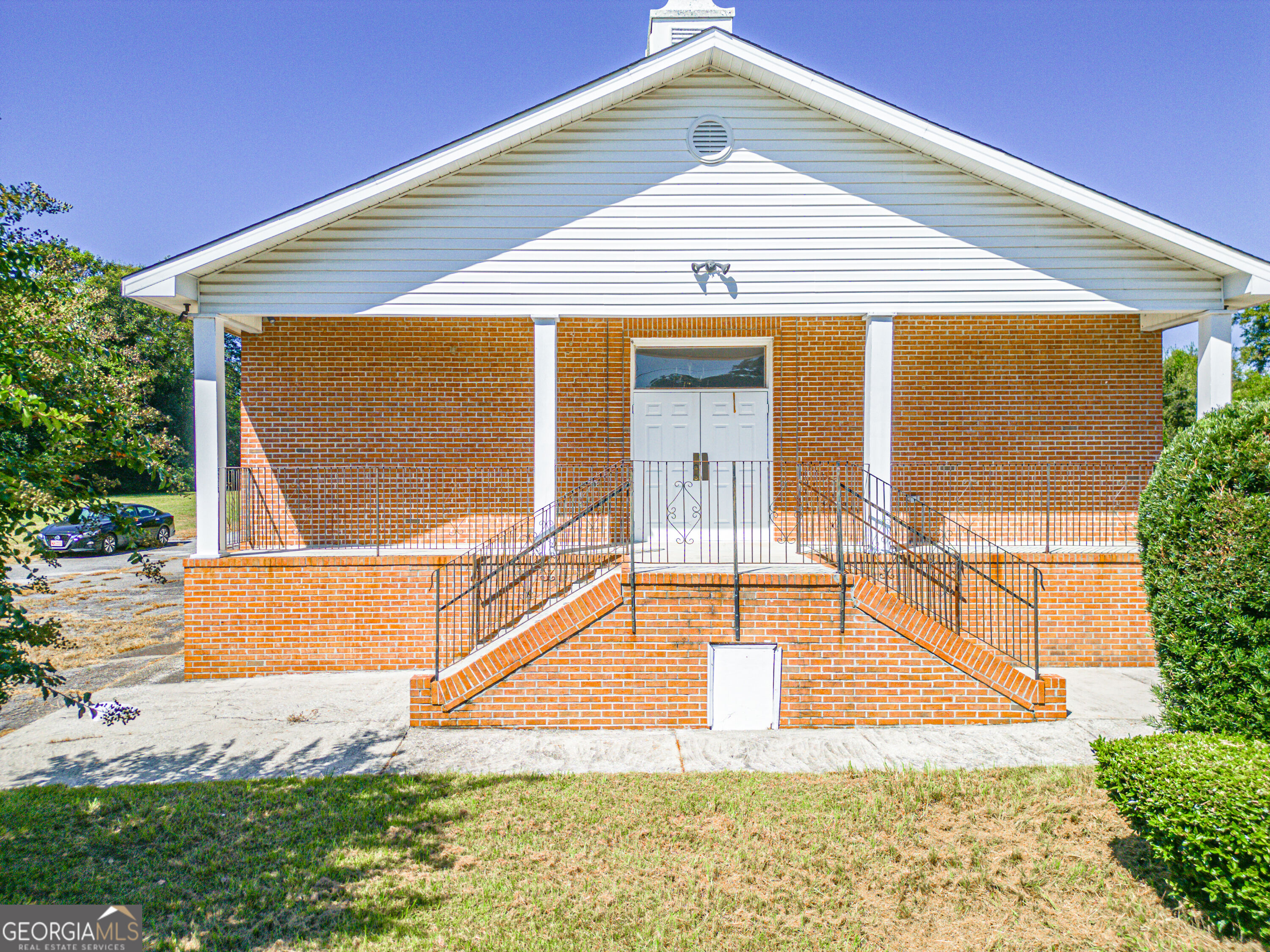 Commercial Sale in Macon