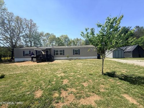 174 Claude Howard Rd, Deer Lodge, TN, 37726-3426 | Card Image