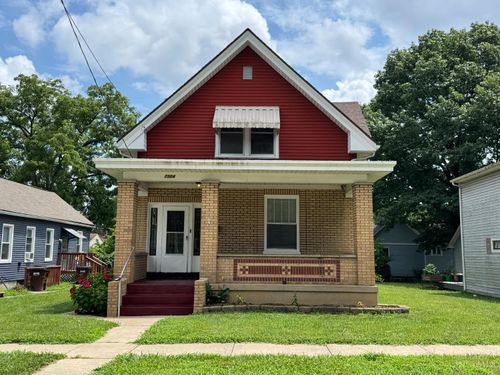 7504 Elizabeth St, Mount Healthy, OH, 45231-3415 | Card Image
