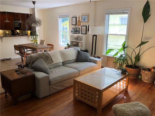 1517 Piedmont Ave, Austin, TX, 78757-1814 | Card Image