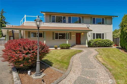 5276 Cherry Tree Ln, Blaine, WA, 98230-9356 | Card Image