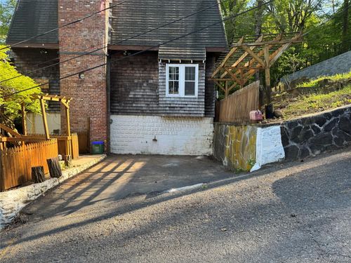 45-45 Upper Ritie St, Piermont, NY, 10968-1027 | Card Image