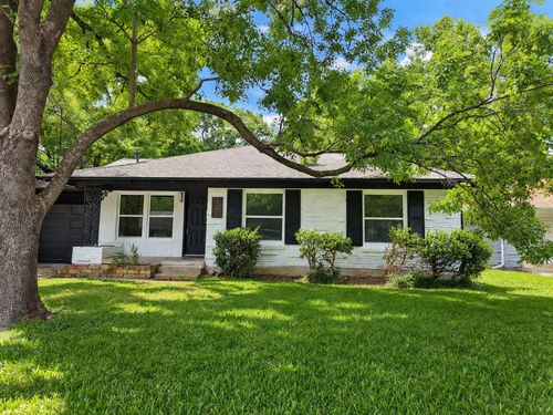 3217 Santa Teresa Ave, Dallas, TX, 75228-3403 | Card Image