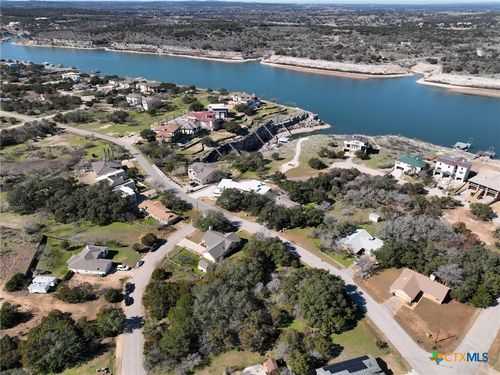 3003 Patriot Dr, Lago Vista, TX, 78645-6539 | Card Image