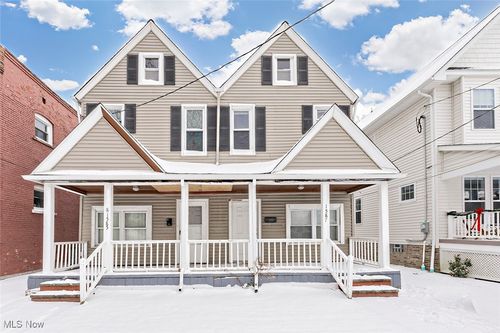 1585 Newman Ave, Lakewood, OH, 44107-5234 | Card Image